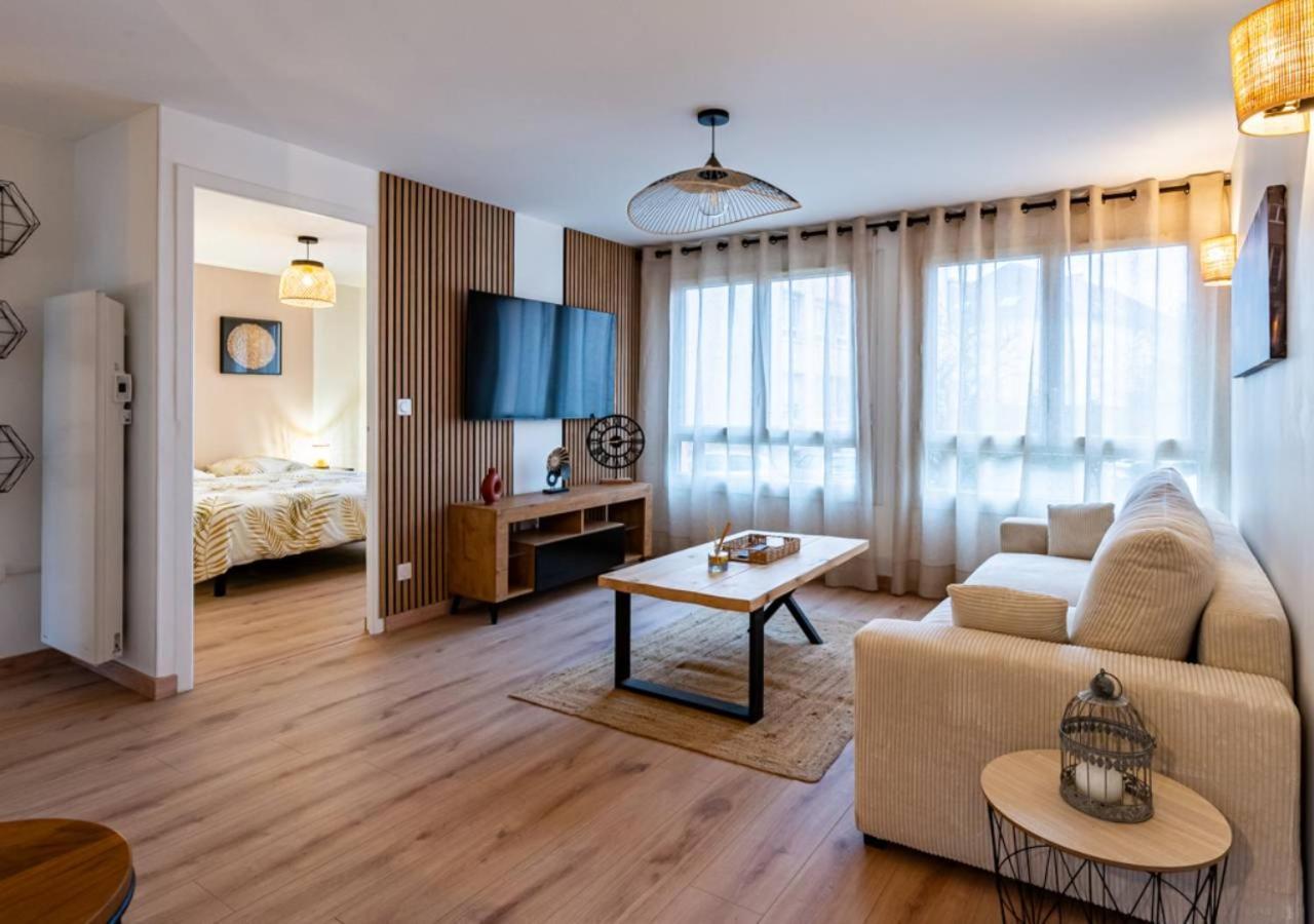 Le Carrousel Avec Parking Prive Apartment Dijon Ngoại thất bức ảnh